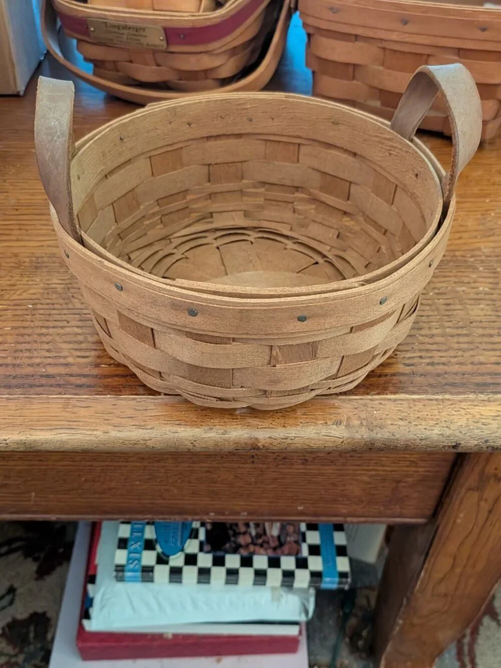 1988 Longaberger Button Basket w/2 Leather Handles 7